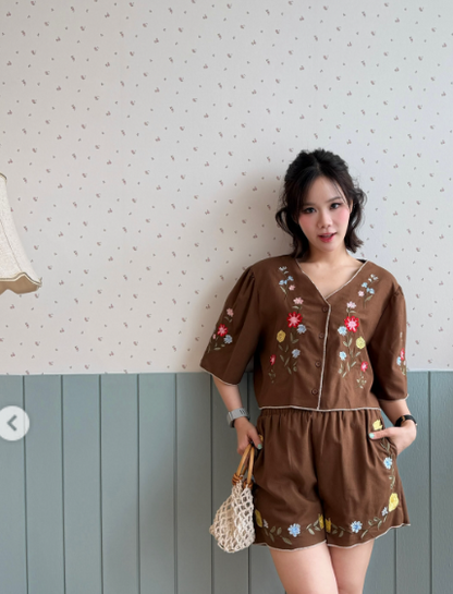 Womens Thailand BLOOMIE SET 🌼🤎 White / Brown ONE SIZE